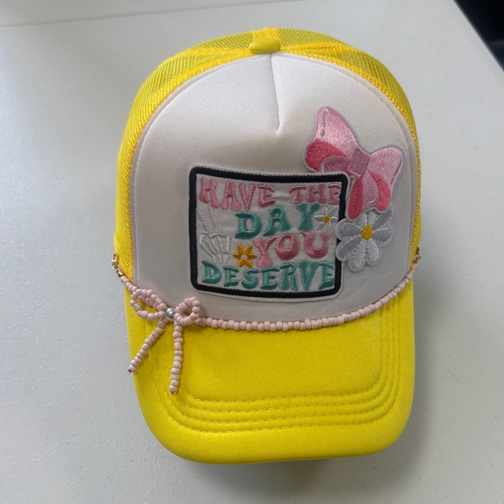Yellow and White Cap with Embroidered Design